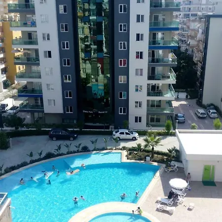 Arena Tower * 阿拉尼亚